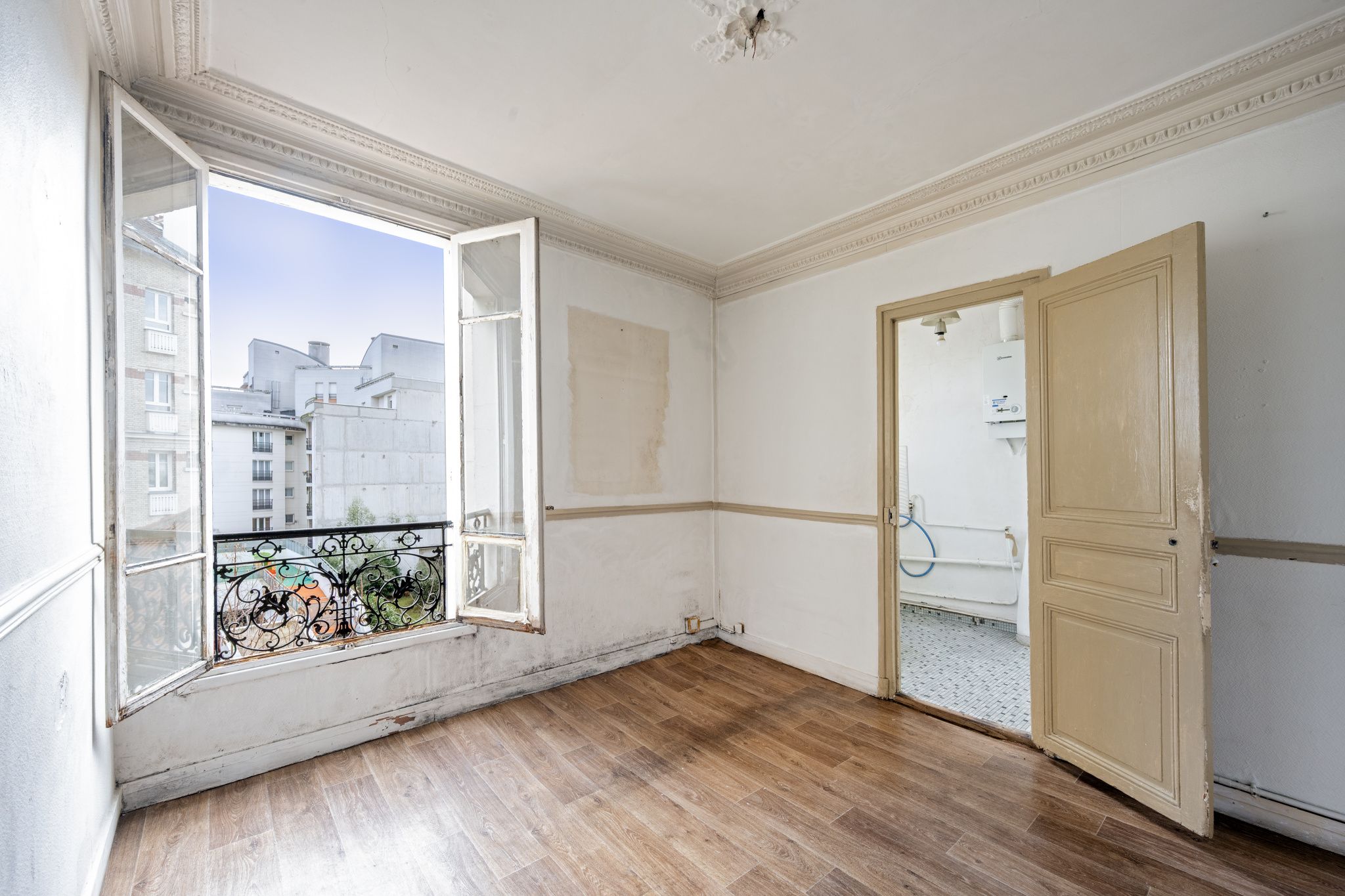 Bécon-les-Bruyères Opportunité d’investissement locatif